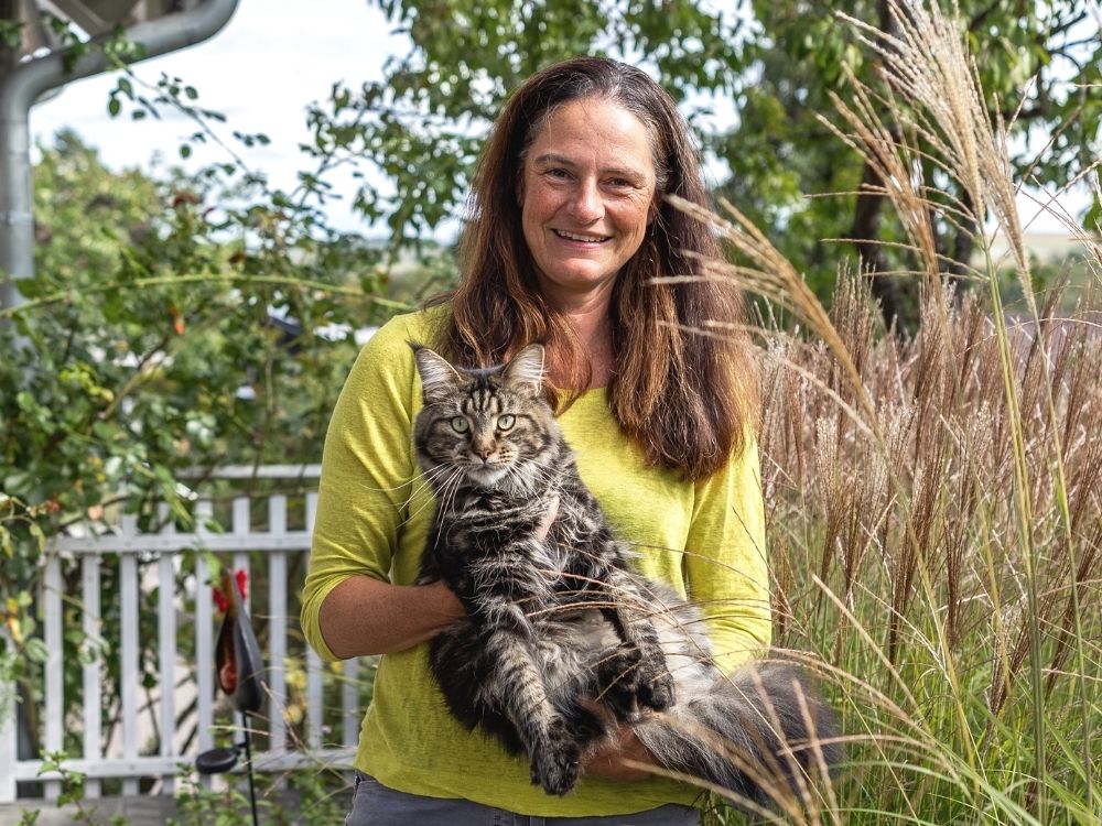 Nina Glaesner-Anschütz, Inhaberin von Physio-Ride in Mellrichstadt – Expertin für Physiotherapie und Reittherapie - spezialisiert auf Kinder.