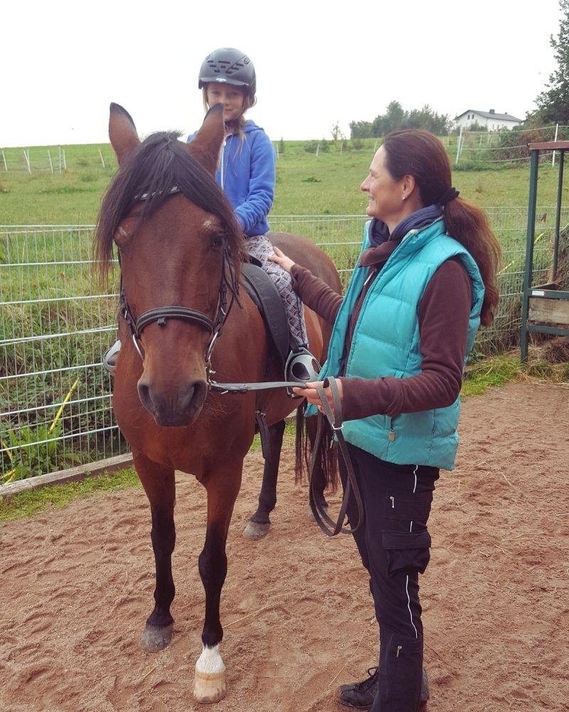 Reittherapie und Hippotherapie für Kinder in Mellrichstadt – Physio-Ride
